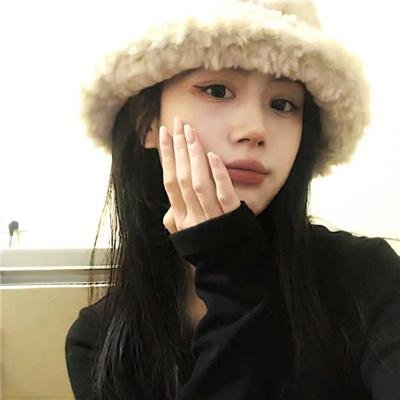 蒙娜丽莎与血月